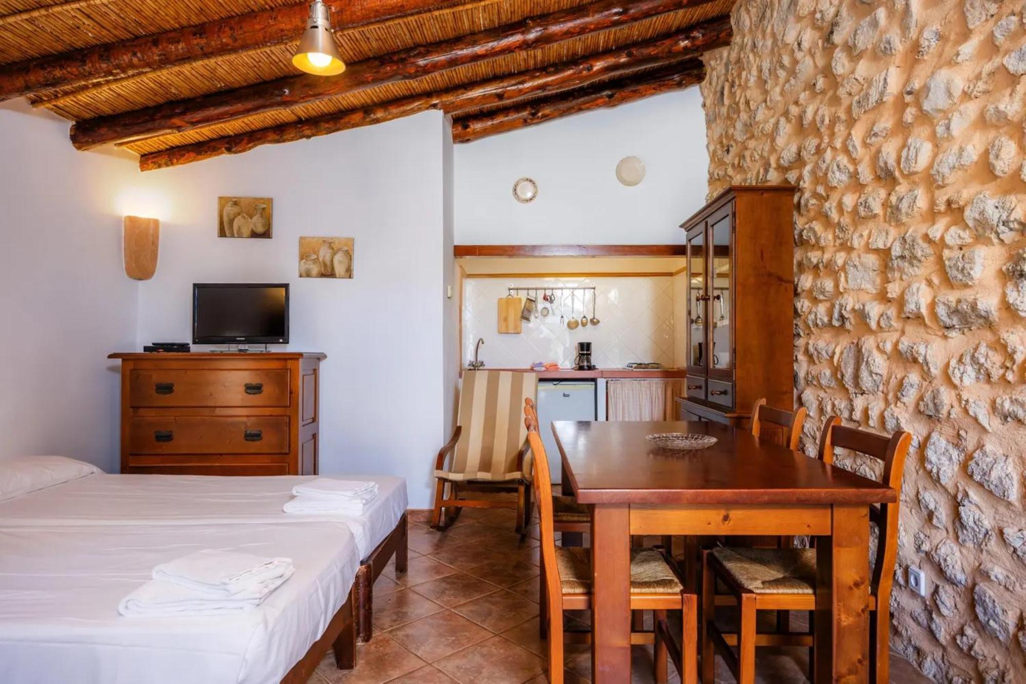 S'hort De Sa Bagura Farm stay *